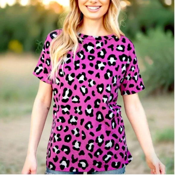 HAPTICS by Holly Harper Short Sleeve Animal Print Purple Knit Top Womens Small - Picture 1 of 11